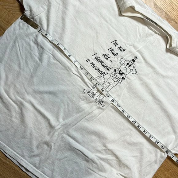 Gildan | 100% Cotton “I’m not  that old - I demand a recount” White t-shirt - Picture 7 of 8